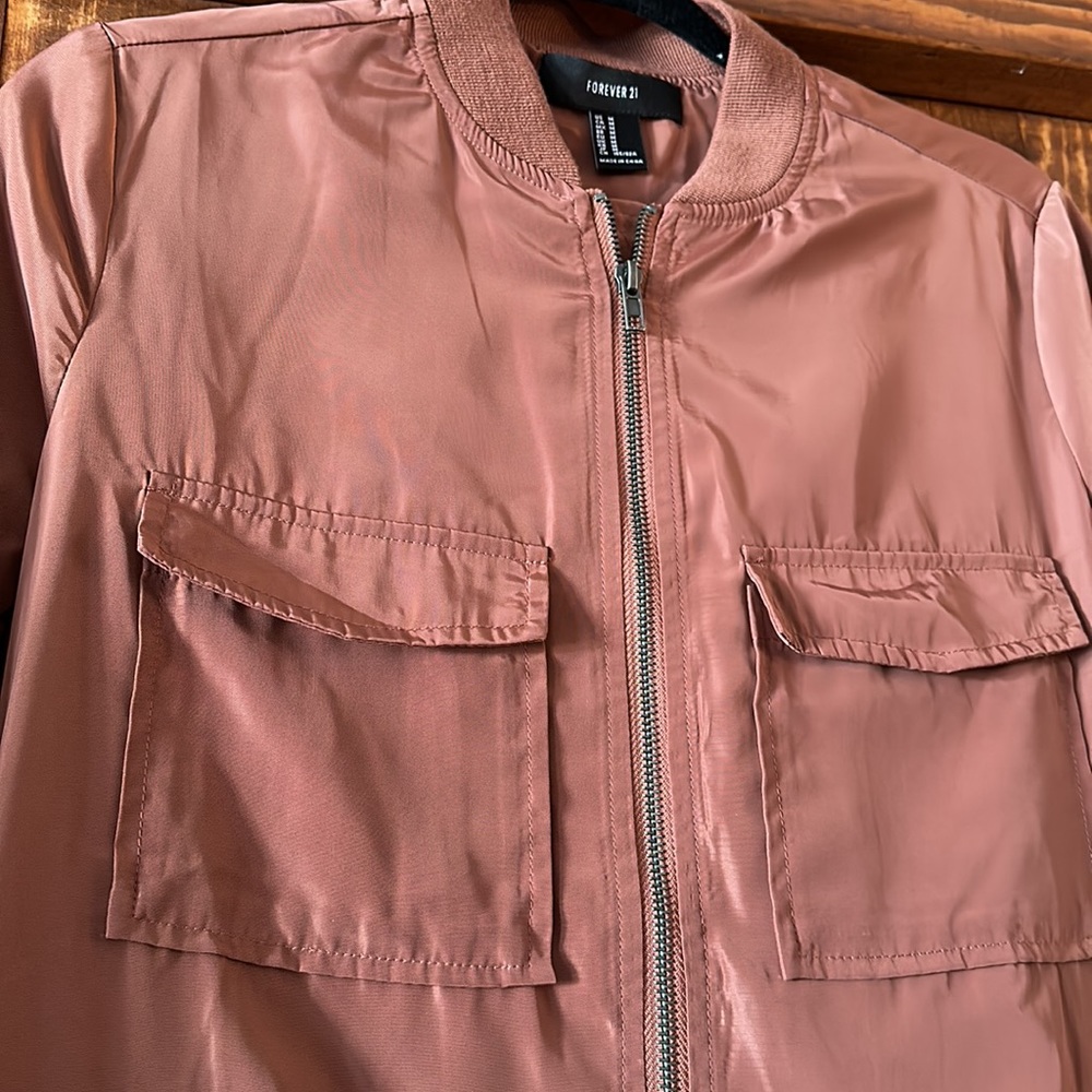 Bomber jacket - Picture 4 of 8